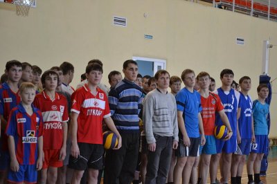 Канашский район: традиционный турнир по волейболу среди мужских команд