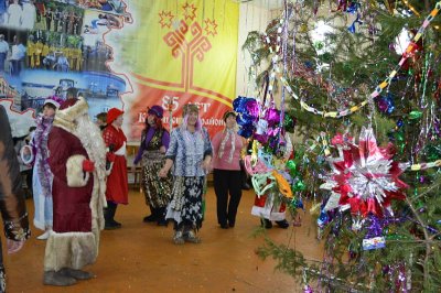 В Канашском районе прошёл районный фестиваль-конкурс игровых и театрализованных представлений «Дед Мороз собирает друзей»