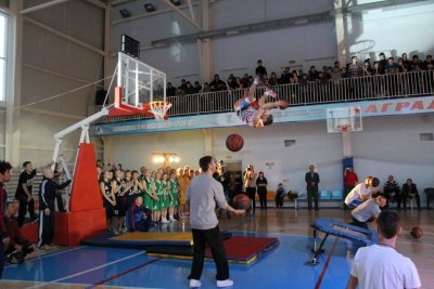 Учащиеся политехнической школы посетили феерическое баскетбольное шоу