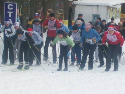 Победителям «Лыжни России – 2013» вручили традиционные медали, дипломы и памятные призы